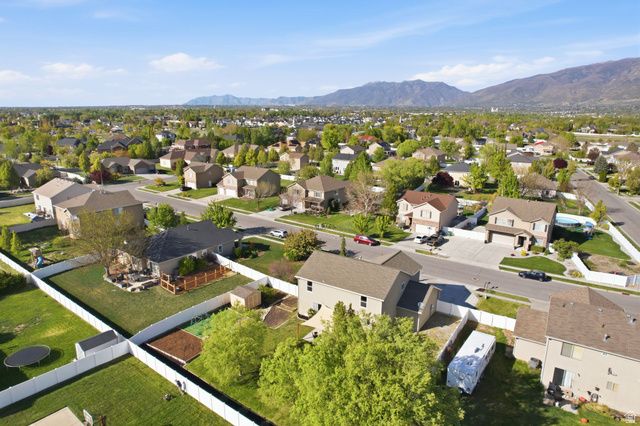 476 S WINDCREST WAY, Kaysville, UT 84037
