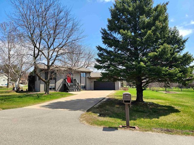 12902 Flicker Road, Tomah, WI 54660