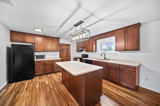 5138 Harlem Road, Galena, OH 43021