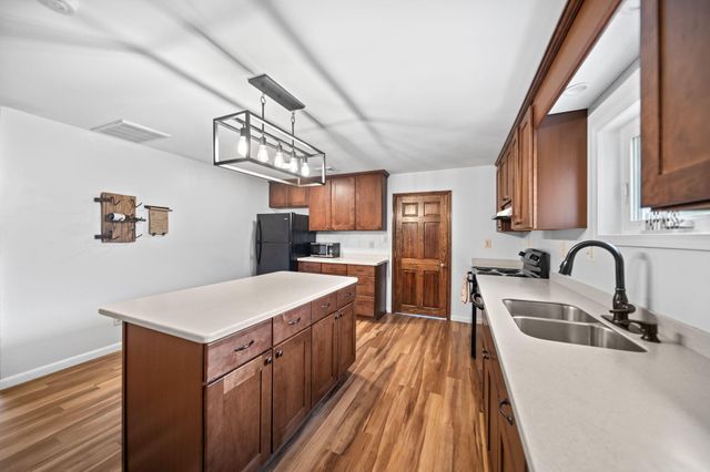 5138 Harlem Road, Galena, OH 43021