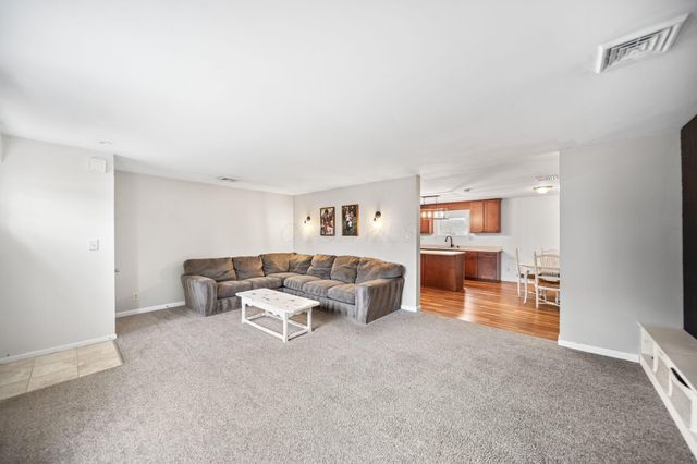 5138 Harlem Road, Galena, OH 43021