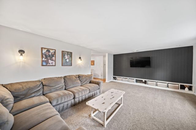 5138 Harlem Road, Galena, OH 43021