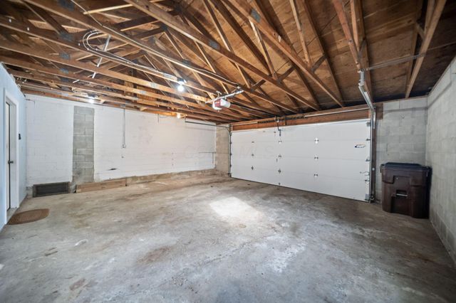 5138 Harlem Road, Galena, OH 43021