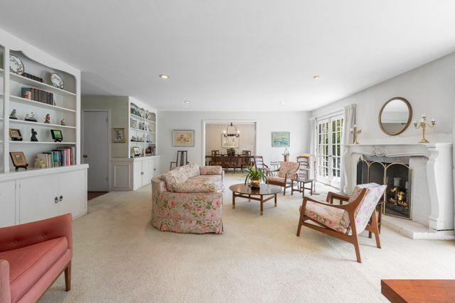 13828 Hillcrest Road, Dallas, TX 75240
