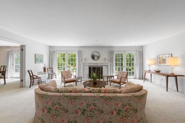13828 Hillcrest Road, Dallas, TX 75240