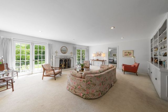 13828 Hillcrest Road, Dallas, TX 75240