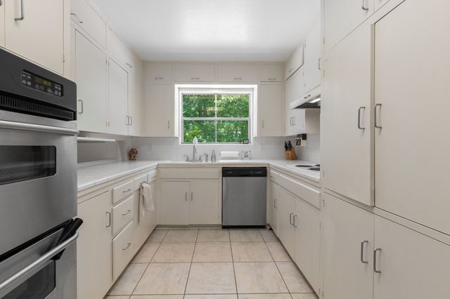 13828 Hillcrest Road, Dallas, TX 75240