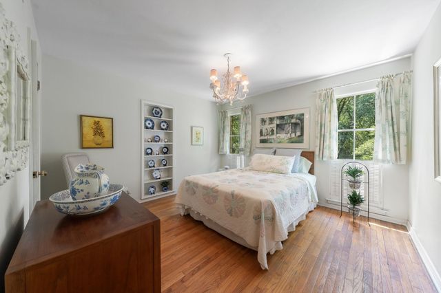 13828 Hillcrest Road, Dallas, TX 75240
