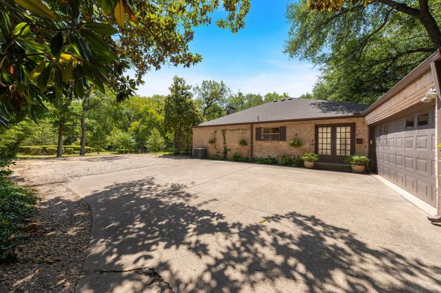 13828 Hillcrest Road, Dallas, TX 75240