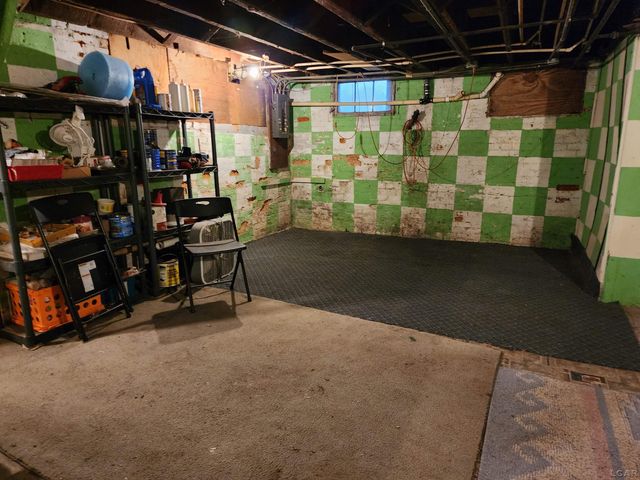 228 W Church Street, Adrian, MI 49221