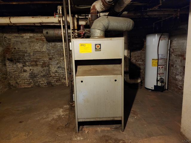 228 W Church Street, Adrian, MI 49221