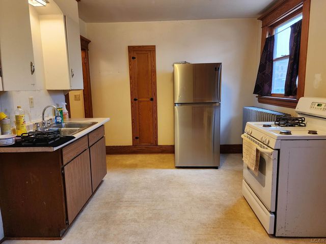 228 W Church Street, Adrian, MI 49221