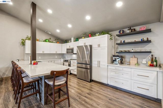 2327 Fairway Drive, San Leandro, CA 94577