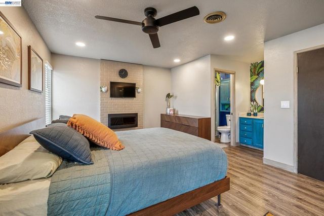 2327 Fairway Drive, San Leandro, CA 94577