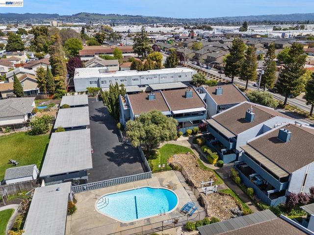 2327 Fairway Drive, San Leandro, CA 94577