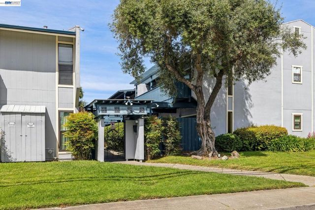 2327 Fairway Drive, San Leandro, CA 94577