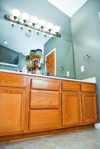 3417 Vintage Woods Drive, Hilliard, OH 43026