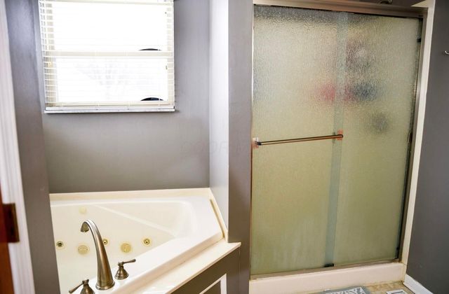 3417 Vintage Woods Drive, Hilliard, OH 43026