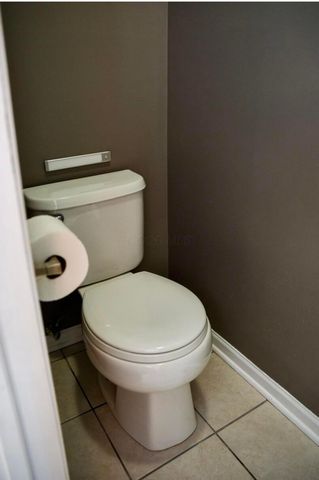 3417 Vintage Woods Drive, Hilliard, OH 43026