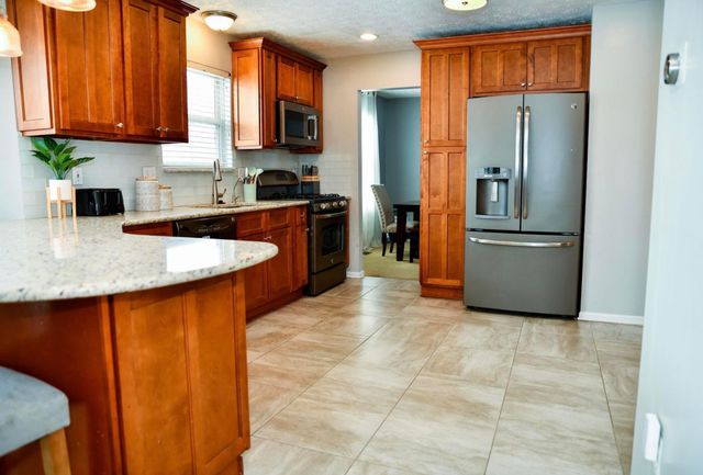 3417 Vintage Woods Drive, Hilliard, OH 43026