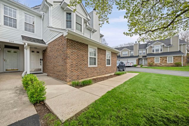 648 Portage Court 648, Vernon Hills, IL 60061