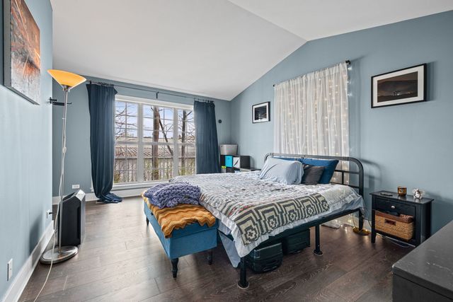 648 Portage Court 648, Vernon Hills, IL 60061