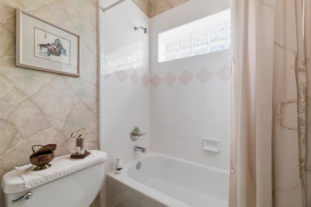 608 Bridlewood N, Colleyville, TX 76034
