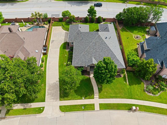 608 Bridlewood N, Colleyville, TX 76034