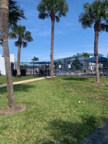 4821 NW 22ND Court 204, Lauderhill, FL 33313