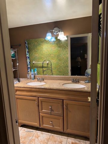 4821 NW 22ND Court 204, Lauderhill, FL 33313