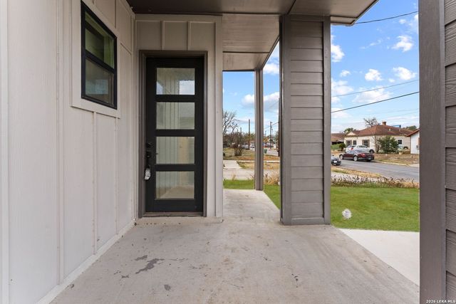 1334 Center, San Antonio, TX 78202