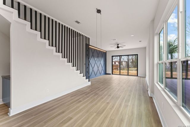 1334 Center, San Antonio, TX 78202