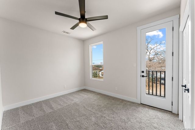 1334 Center, San Antonio, TX 78202