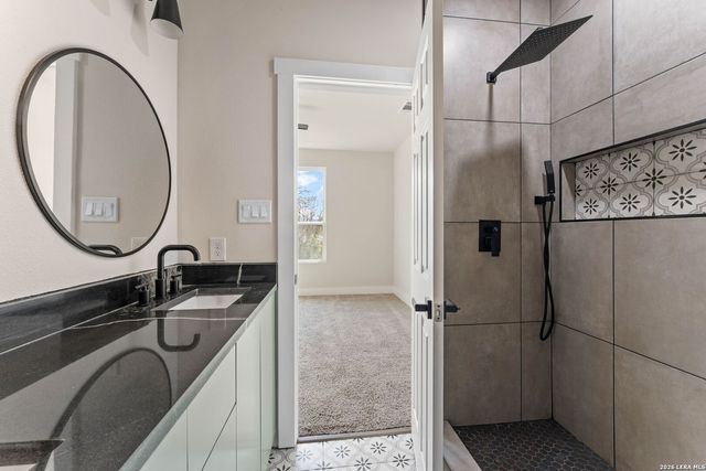 1334 Center, San Antonio, TX 78202