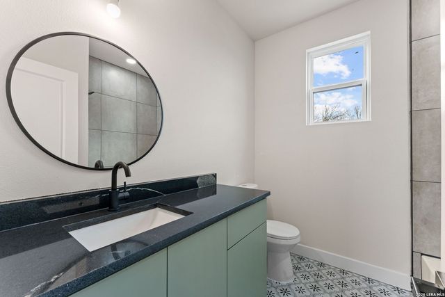 1334 Center, San Antonio, TX 78202