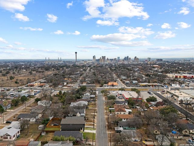 1334 Center, San Antonio, TX 78202