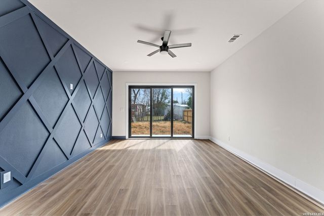 1334 Center, San Antonio, TX 78202