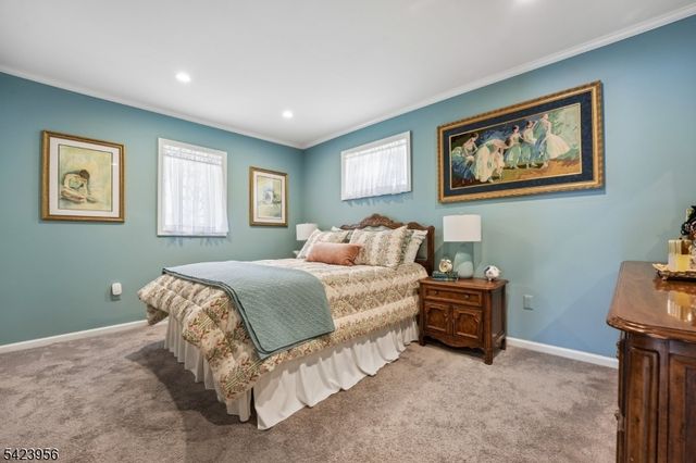 213 Hudson Ave, Hopatcong Boro, NJ 07843