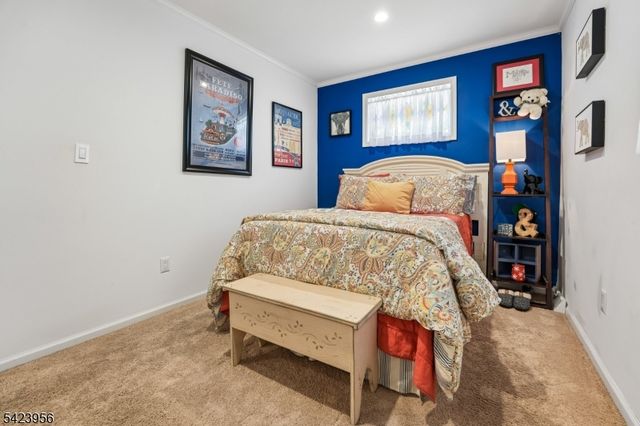 213 Hudson Ave, Hopatcong Boro, NJ 07843