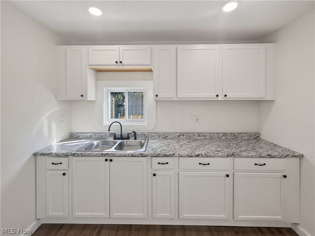 3235 W 94th Street, Cleveland, OH 44102