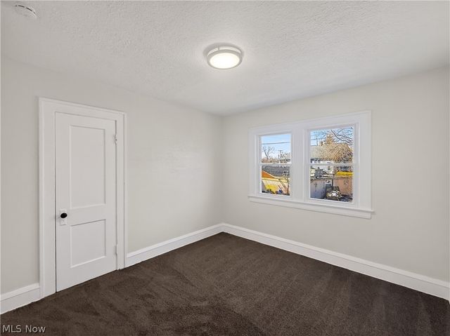 3235 W 94th Street, Cleveland, OH 44102