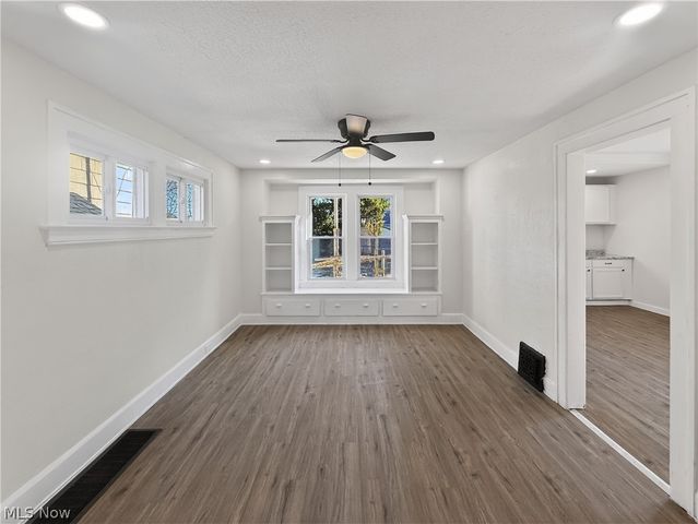 3235 W 94th Street, Cleveland, OH 44102