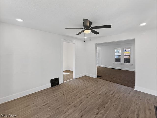 3235 W 94th Street, Cleveland, OH 44102