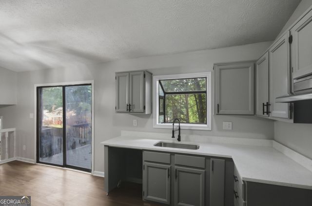 600 Maple Drive, Stone Mountain, GA 30083