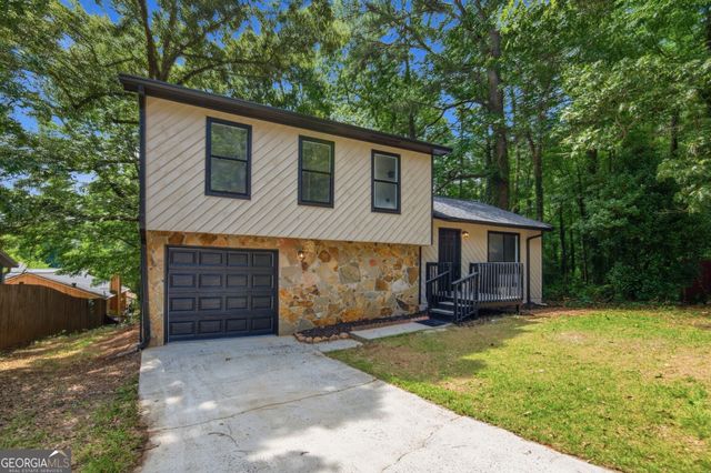 600 Maple Drive, Stone Mountain, GA 30083