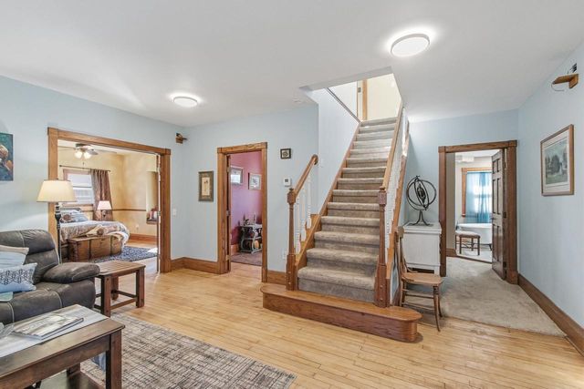 7 E Rollin Street, Edgerton, WI 53534