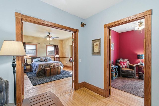 7 E Rollin Street, Edgerton, WI 53534