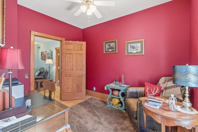 7 E Rollin Street, Edgerton, WI 53534