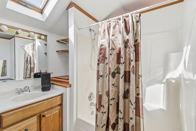 7 E Rollin Street, Edgerton, WI 53534