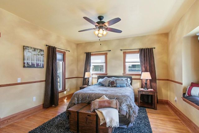 7 E Rollin Street, Edgerton, WI 53534